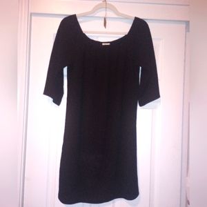 Like New✨ Simple Off the shoulder dress